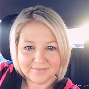 Meet your Posher, Kendra